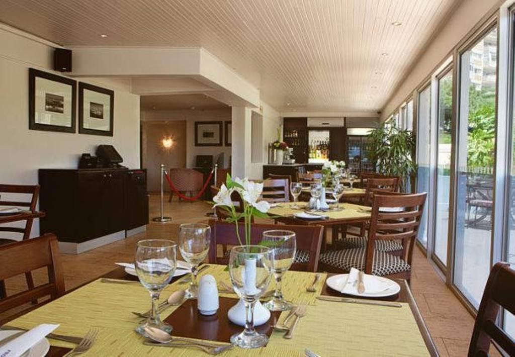 Protea Hotel By Marriott Cape Town Cape Castle Exterior photo