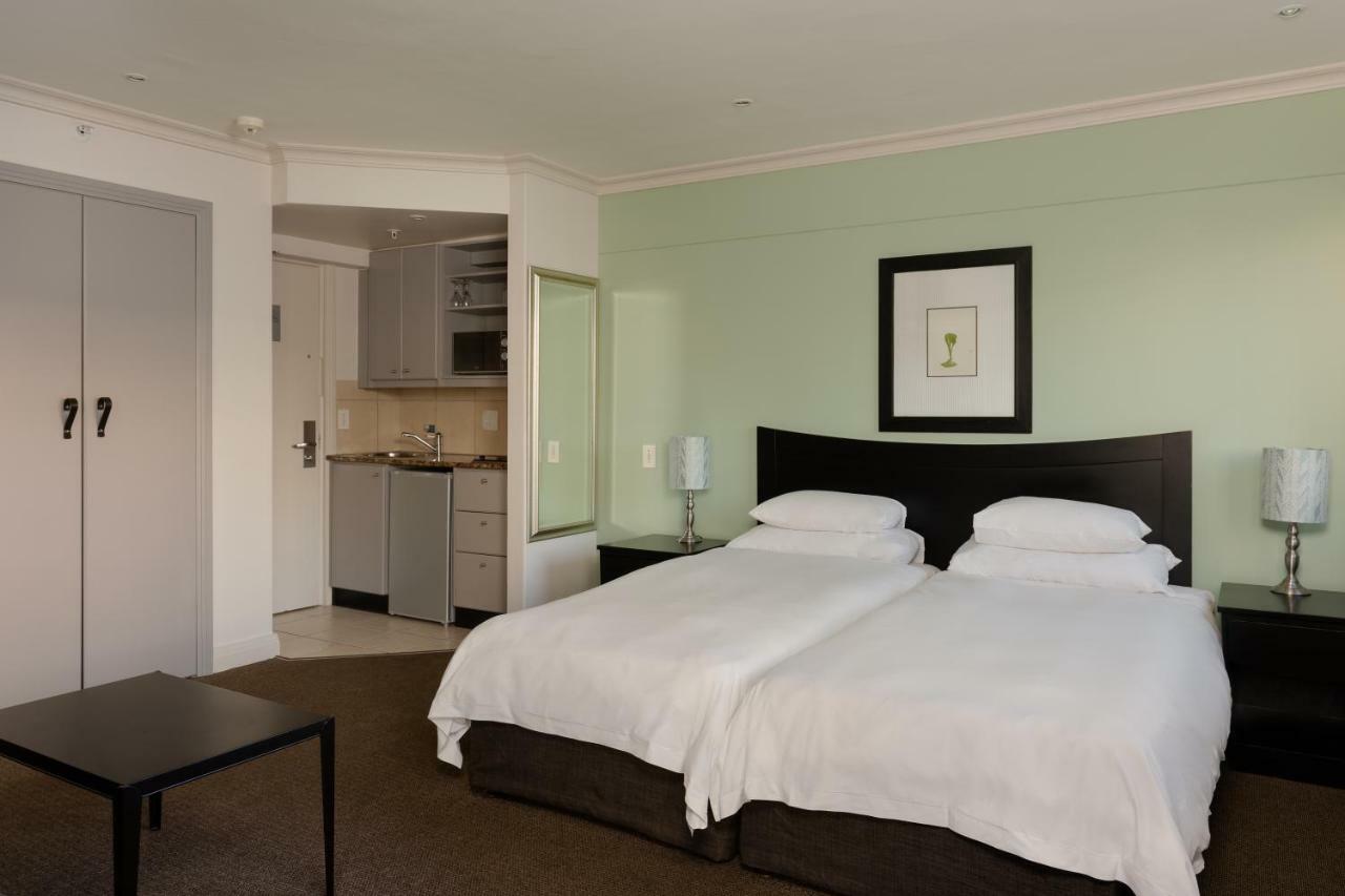 Protea Hotel By Marriott Cape Town Cape Castle Exterior photo