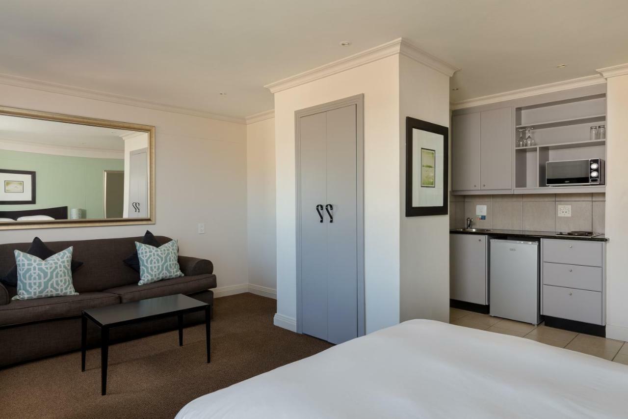 Protea Hotel By Marriott Cape Town Cape Castle Exterior photo